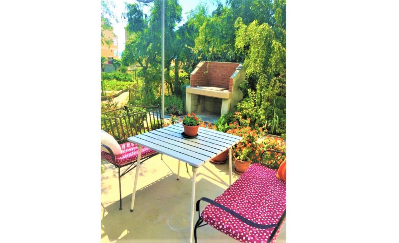 Apartments Garden House Podgora Exterior foto