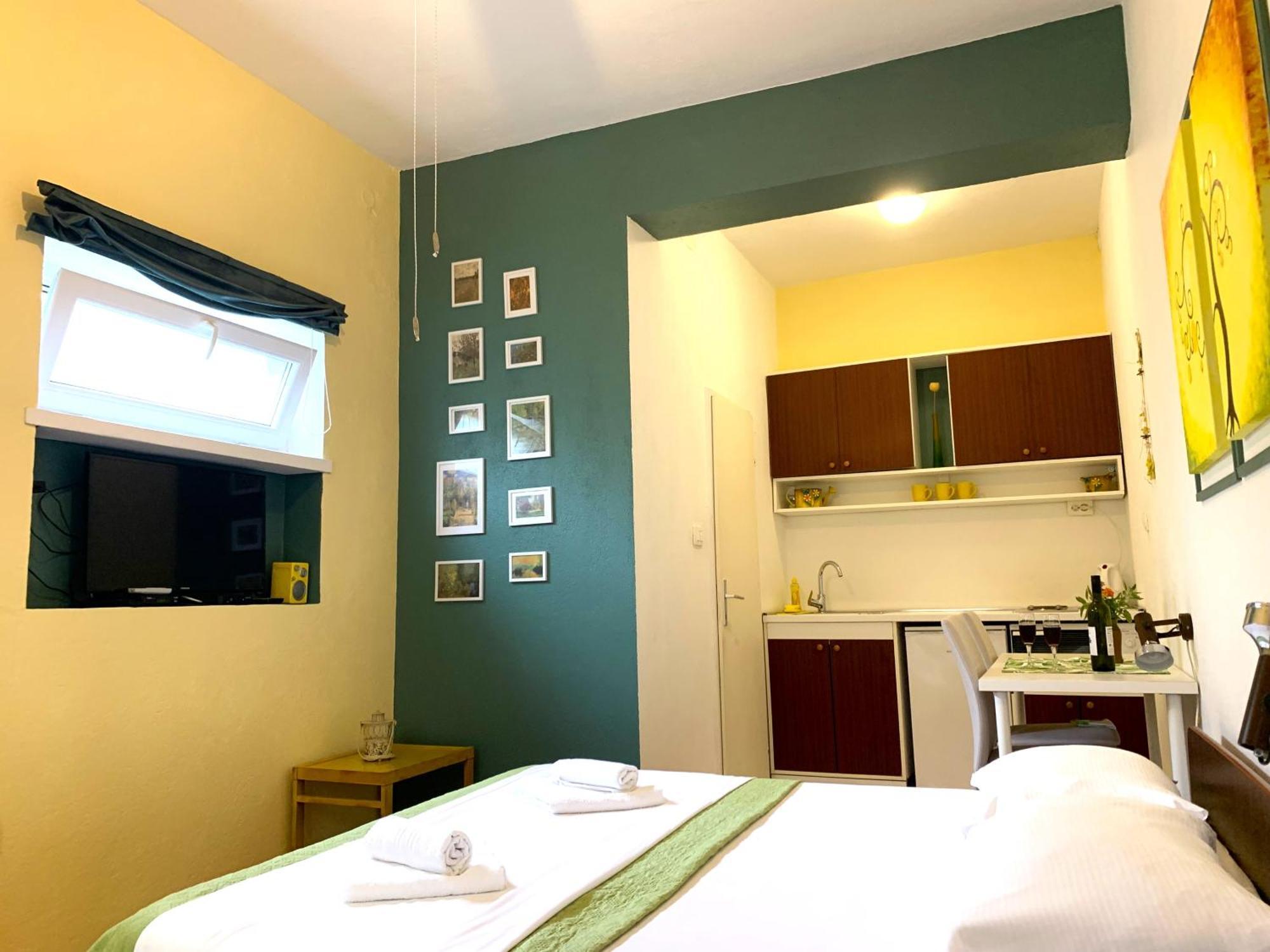 Apartments Garden House Podgora Exterior foto