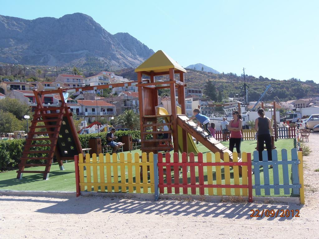 Apartments Garden House Podgora Exterior foto